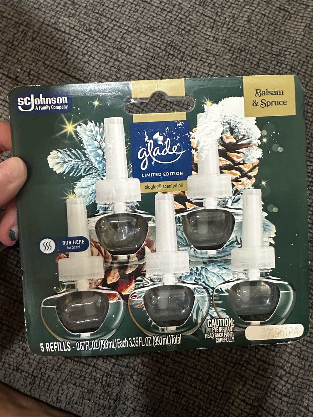 Glade Balsam & Spruce PlugIns Scented Oil Refills - White